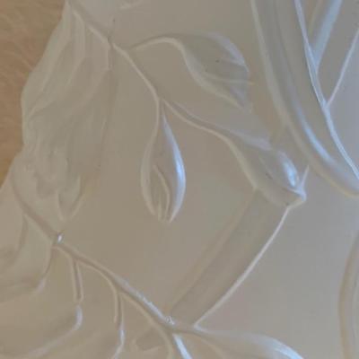 Phoenix sculpture artware opaque wire vase