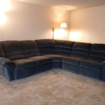 Sectional sofa with two end recliners