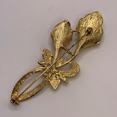 Gold & Silver Pins & Pendants incl. 14K (ST-HS)