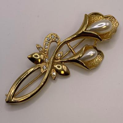 Gold & Silver Pins & Pendants incl. 14K (ST-HS)