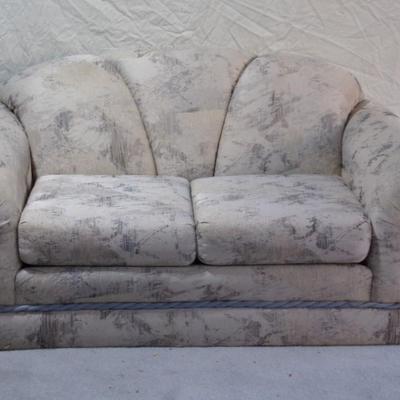 Sofa/Loveseat