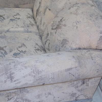 Sofa/Loveseat