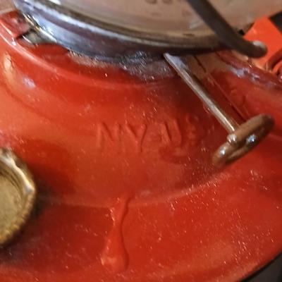 Nice Deitz Little Giant lantern