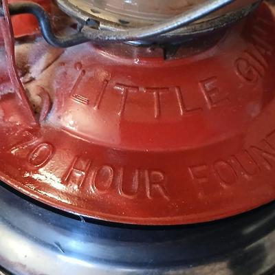 Nice Deitz Little Giant lantern
