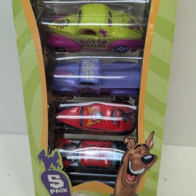 Street Wheels Cartoon Network Scooby-Doo Die-Cast Cars 1/64 Scale
