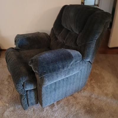 Lane Relaxor Recliner with heat and vibrating massage