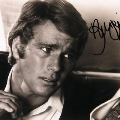 Ryan O'Neal signed movie photo 