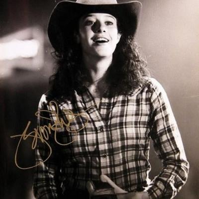 Debra Winger signed movie still photo 