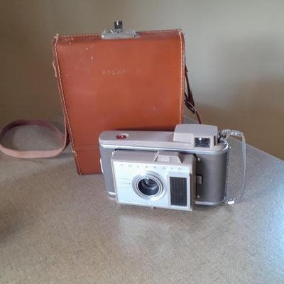 Excellent 1961 Polaroid J33 Land Camera with case