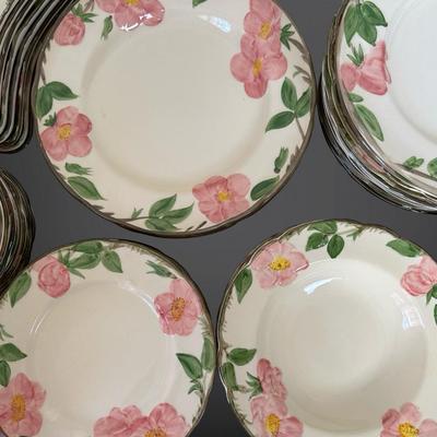 FRANCISCAN “Desert Rose” Dish Set