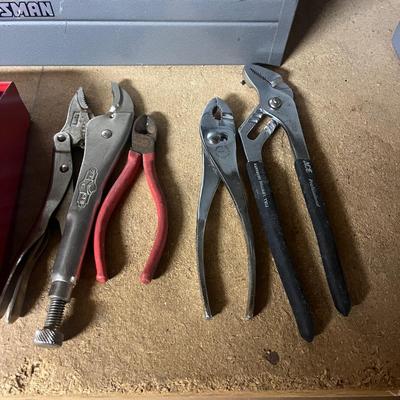 Craftsman Toolbox with Tools & More (BWS-MG)