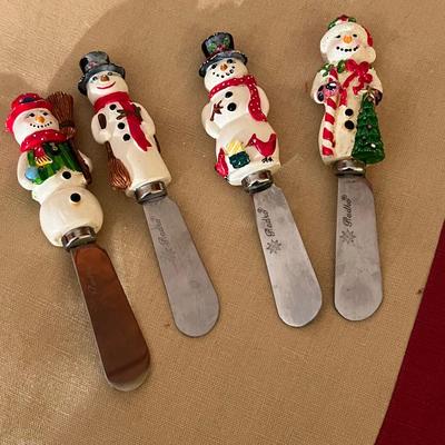 Lenox Holiday Tablecloths & More Decor (BD-RG)