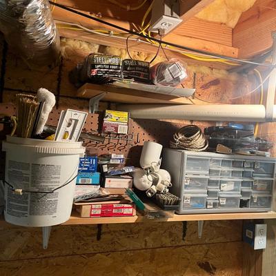 Hardware & More (BWS-MG)