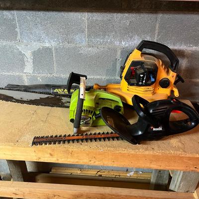 Poulan Chainsaw, Blower & Black & Decker Hedge Trimmer (BWS-MG)