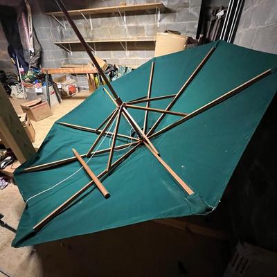 Large Dark Green Patio Table Umbrella (BWS-RG)