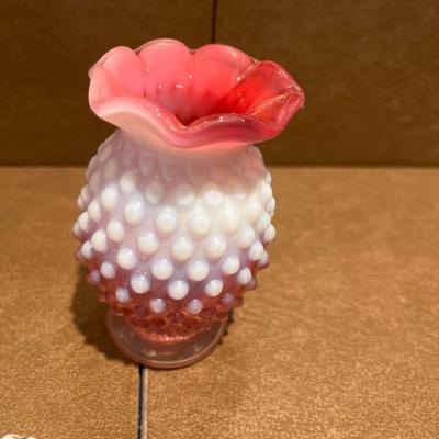 Green swung vase, 2 Fenton vases & Austrian plate