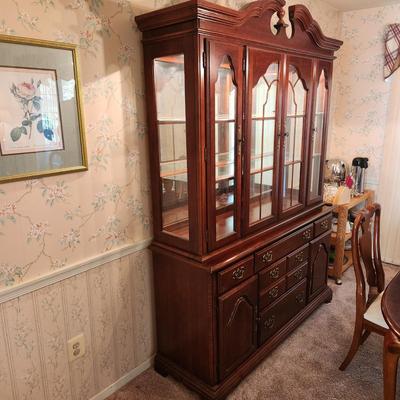 American Drew China Hutch Cabinet w 3 level lighting 2 Pieces