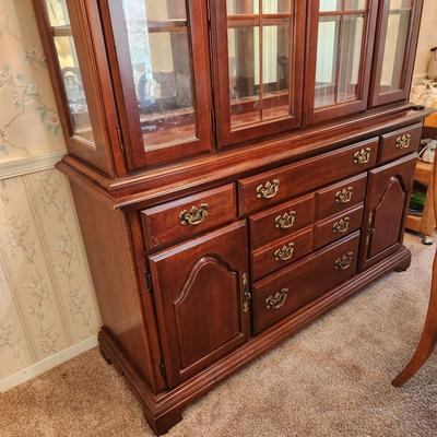 American Drew China Hutch Cabinet w 3 level lighting 2 Pieces