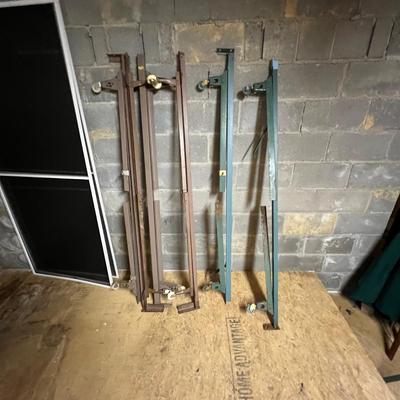 Three Twin Bed Frames (BWS-RG)