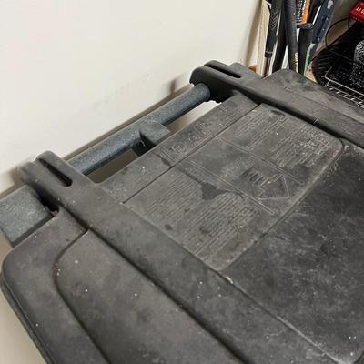 Rolling Trashcan & More (G-RG)