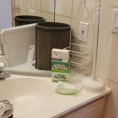 Bathroom items, Rowenta steamer