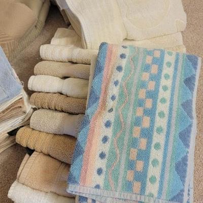 Miscellaneous bath towels