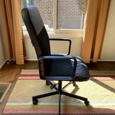 Ikea RENBERGET Swivel chair