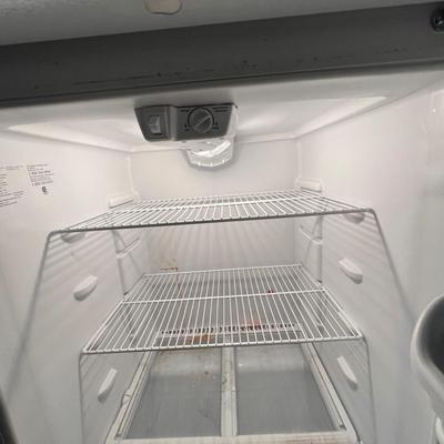 Frigidaire Fridge Freezer Model LFTR1814LW (G-RG)