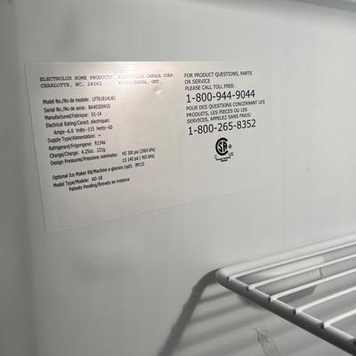 Frigidaire Fridge Freezer Model LFTR1814LW (G-RG)