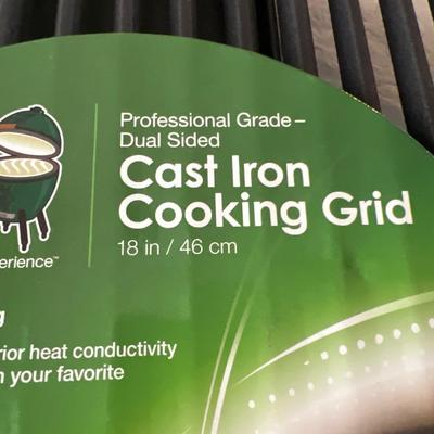 Big Green Egg Cast Iron Cooking Grid & Half Moon Griddle (K-RG)