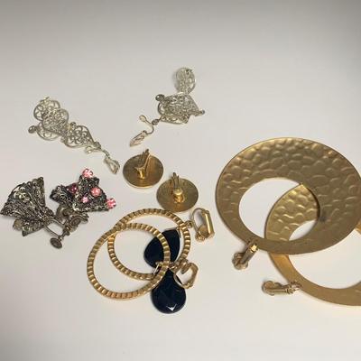 Bold & Dazzling Jewelry (ST-HS)