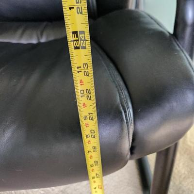 Large Sturdy Oversize Chair