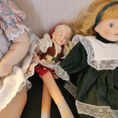 Doll Lot, Dolls, Trolls ,Furby