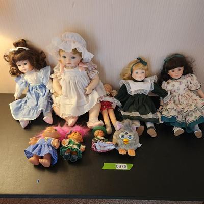 Doll Lot, Dolls, Trolls ,Furby