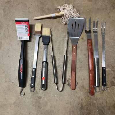 BBQ Tools & Rotisseries (G-MG)