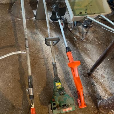 Weed rackets and 2 lawn spreaders