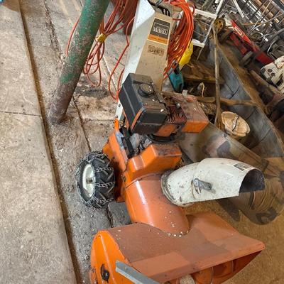 Montgomery Ward dual stage snowblower
