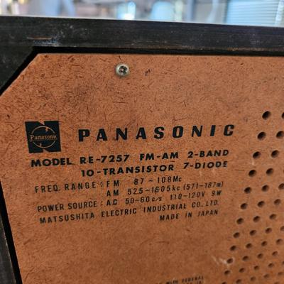 Panasonic Radio FM-AM Model RE-7257 Tested Working