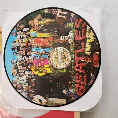 The Beatles Lot, Sgt. Pepper's Lonely Hearts Club band Picture Disc