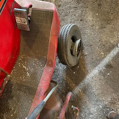 Sears 830 riding lawnmower