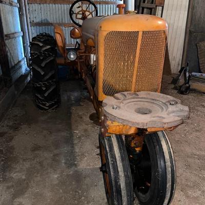 Vintage Allis-Chalmers WD Tractor