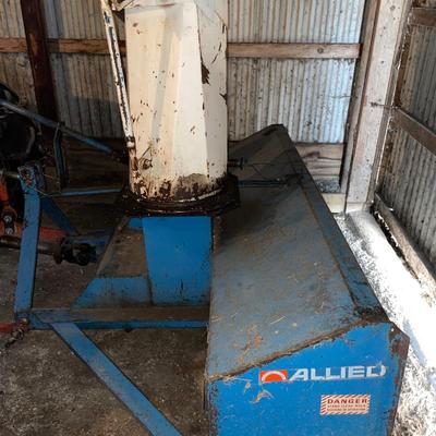Vintage Allis-Chalmers WD Tractor