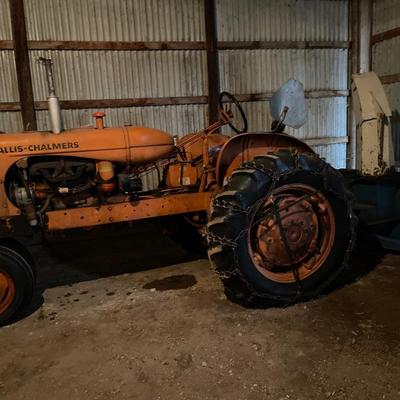 Vintage Allis-Chalmers WD Tractor