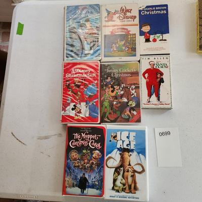 Lot of Vintage VHS Movies w Clamshells Christmas Disney Charlie Brown