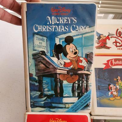 Lot of Vintage VHS Movies w Clamshells Christmas Disney Charlie Brown