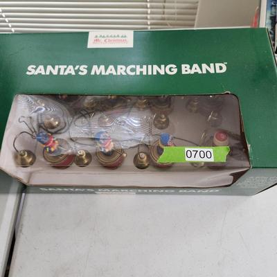 Mr Christmas Santa's Marching Band Tested