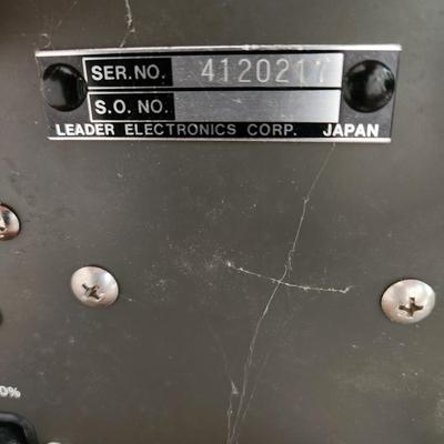 Leader Lcg-400 Ntsc Pattern Generator Powers up