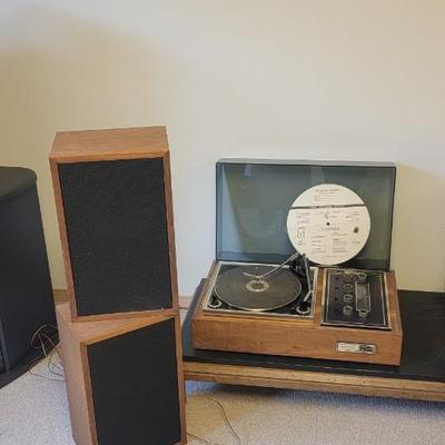 Readers Digest record changer with speakers