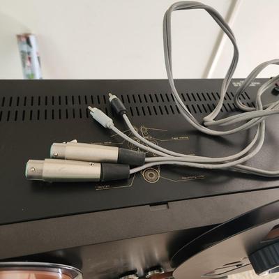 Technics Reel to Reel RS-1500US Powers up Rosewood Sides
