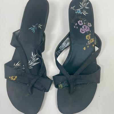 Women’s Size 7 Sandals